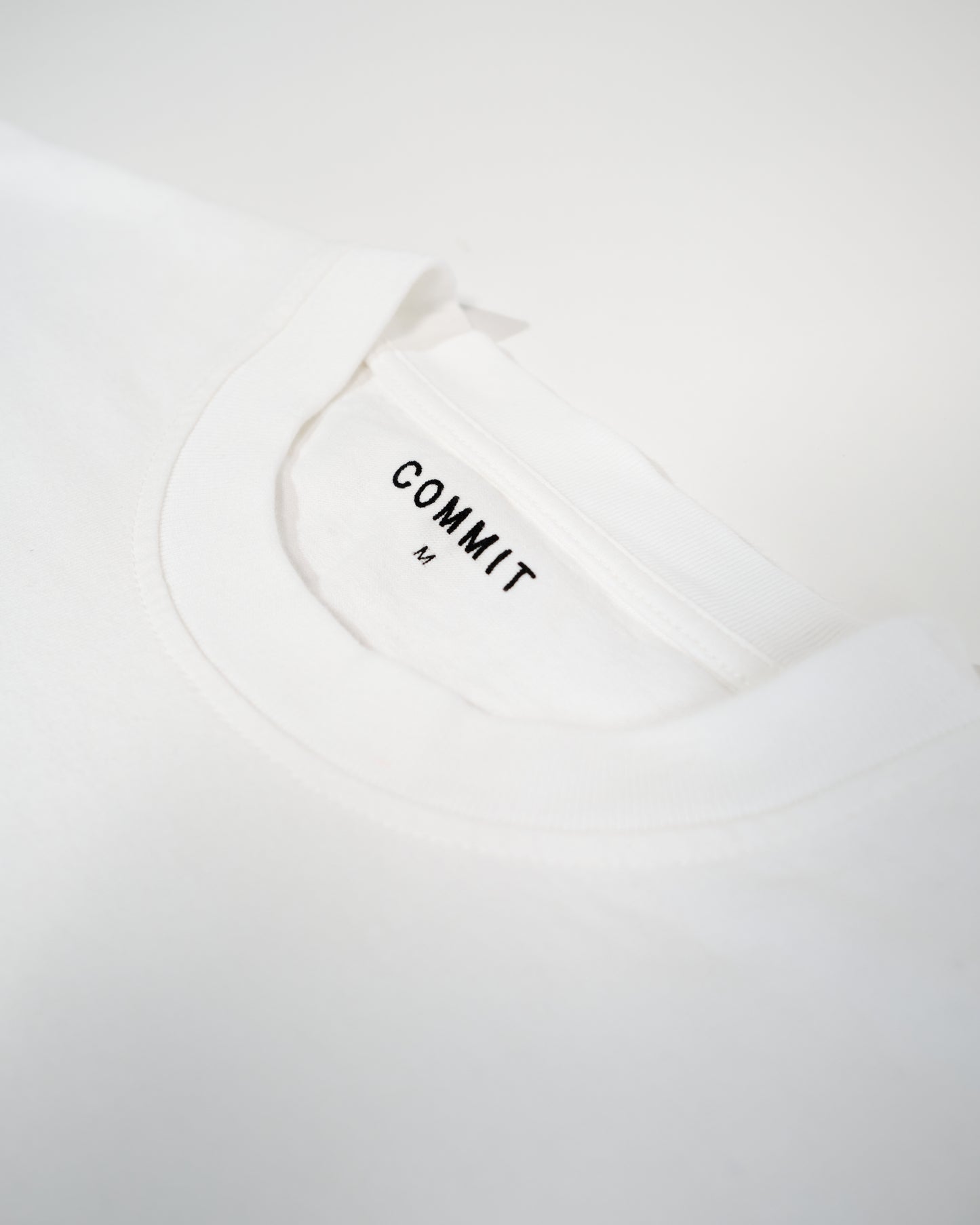 COMMIT Flow tee White