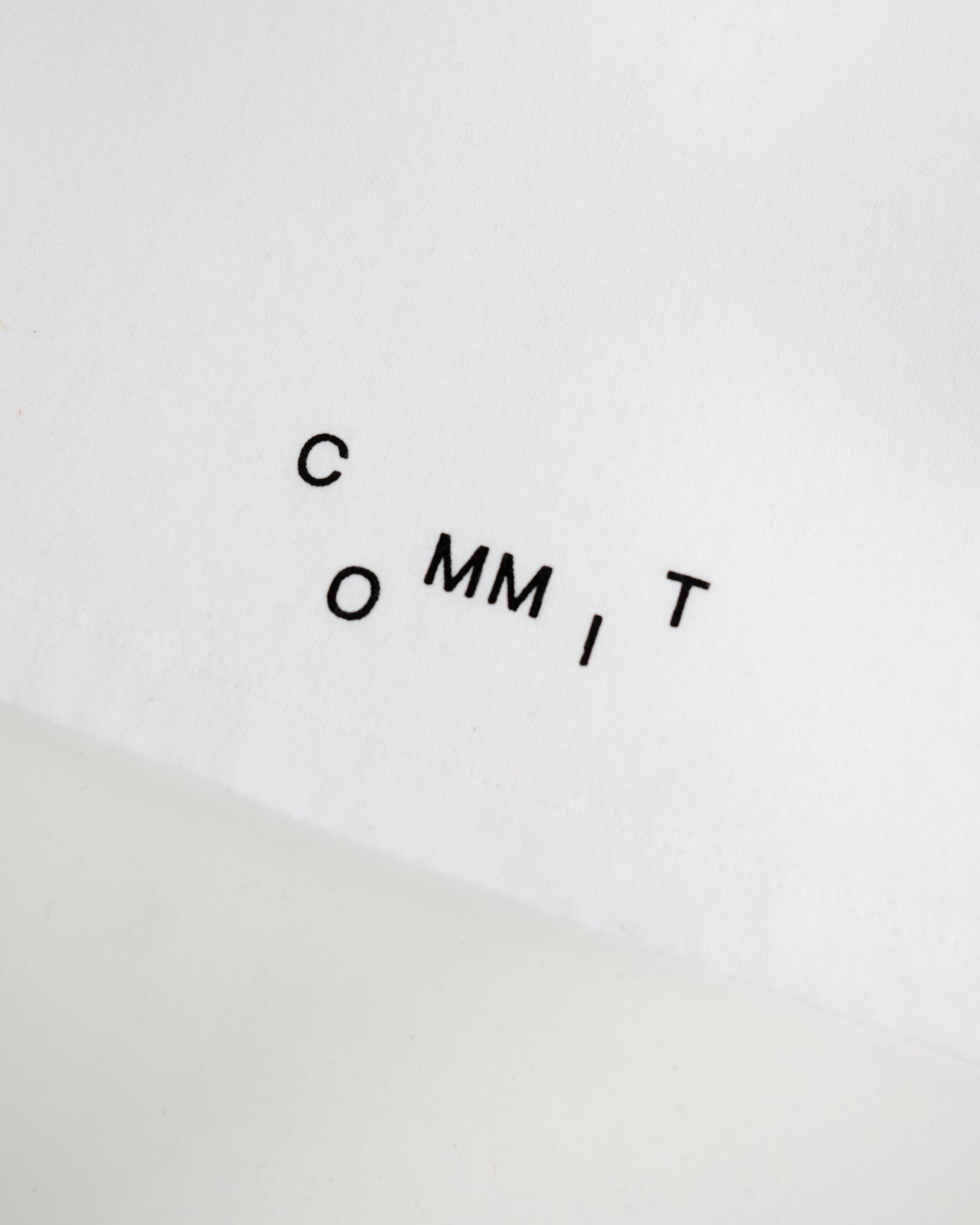 COMMIT Flow tee White