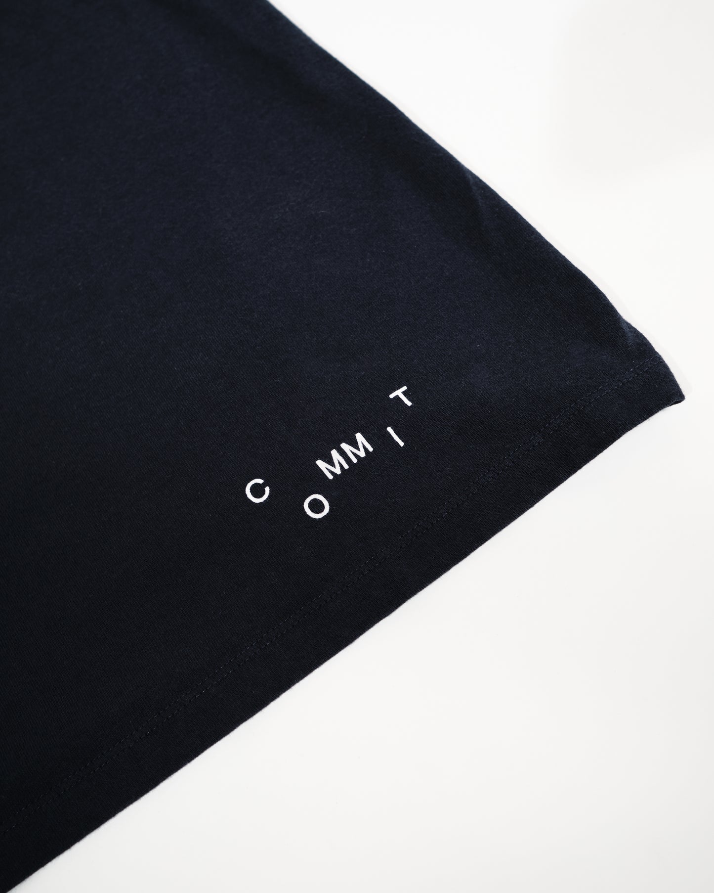 COMMIT Flow tee Dark Sapphire