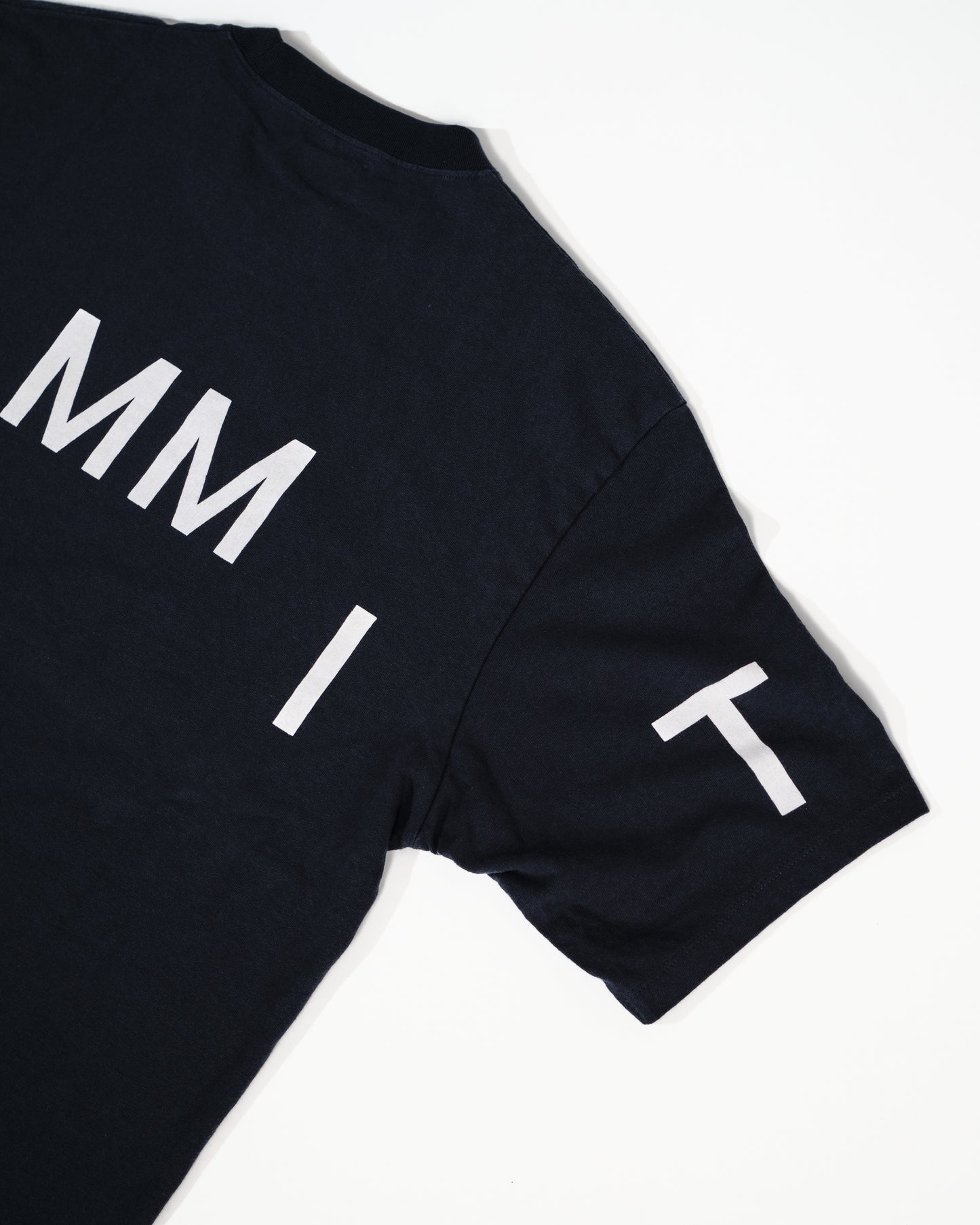 COMMIT Flow tee Dark Sapphire